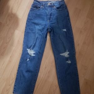 Universal Thread Distressed Jeans